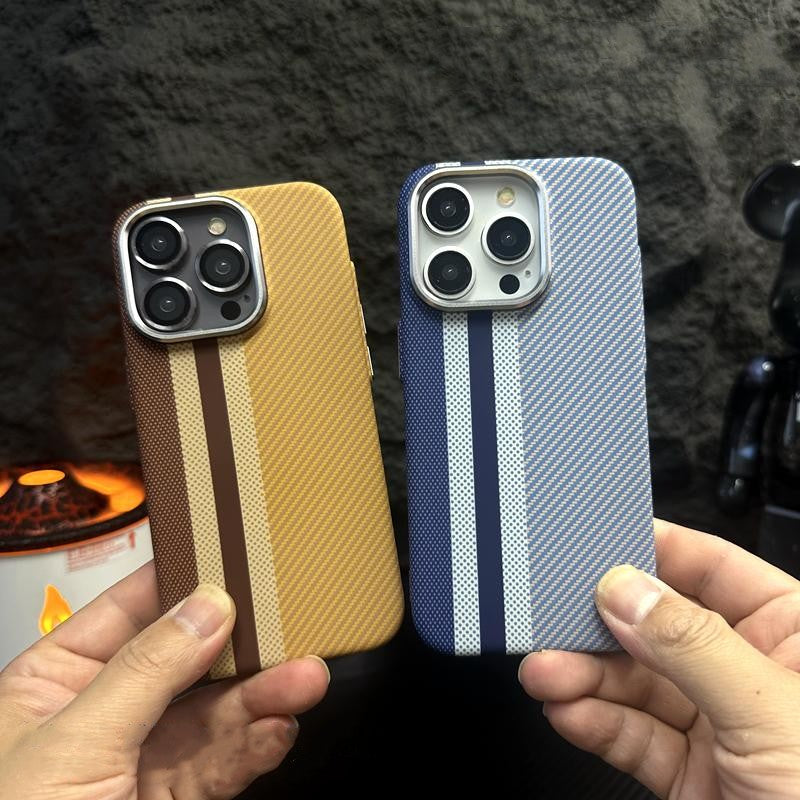 Hit Color Carbon Fiber Texture MagSafe Phone Case – Wireless Charging Hard PC Cover with Relief Design for iPhone Models